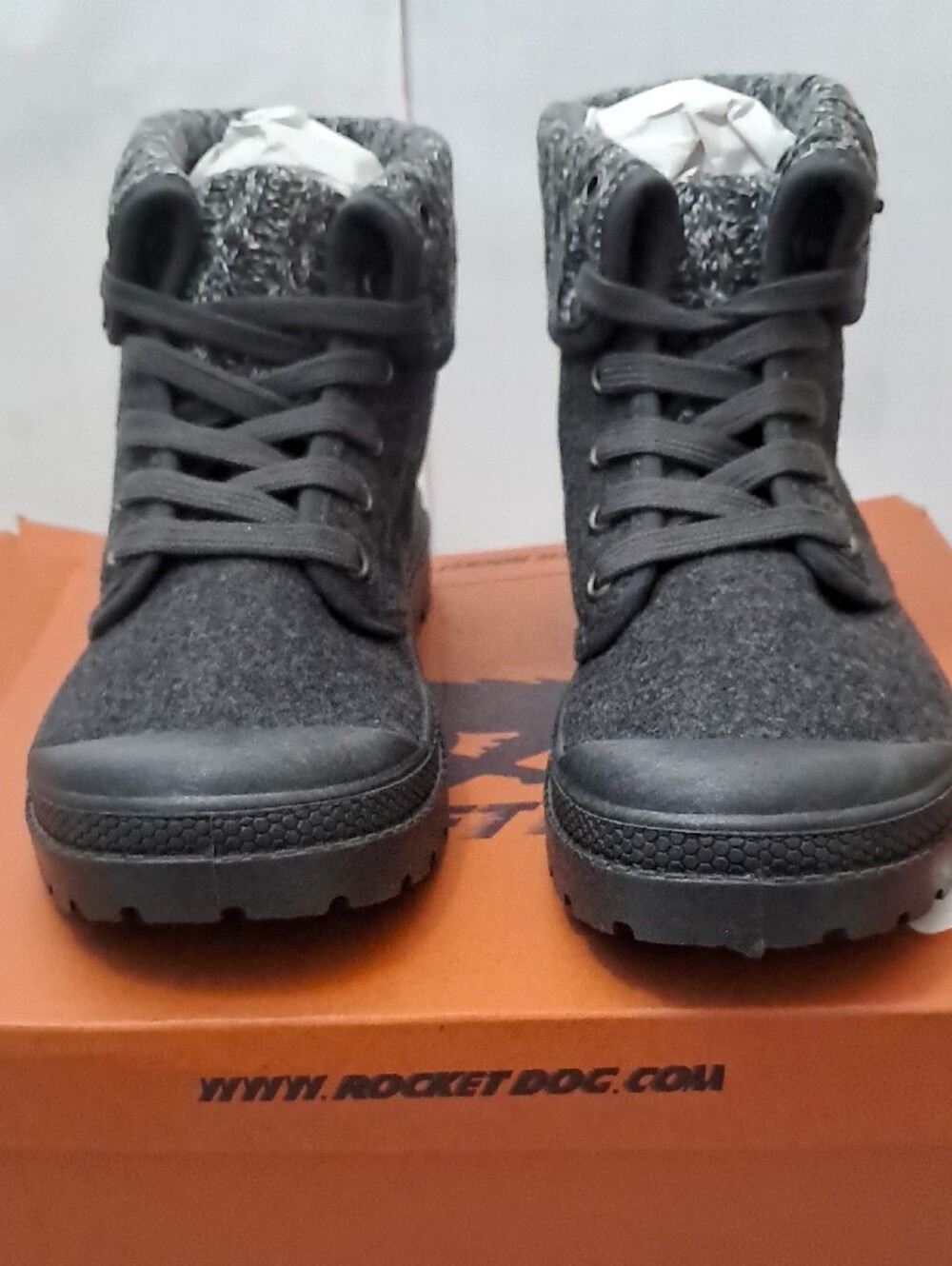 Rocket Dog Women's Size 7.5  Gray Knit-Cuff Lace-Up Ankle Boots - Picture 3 of 10